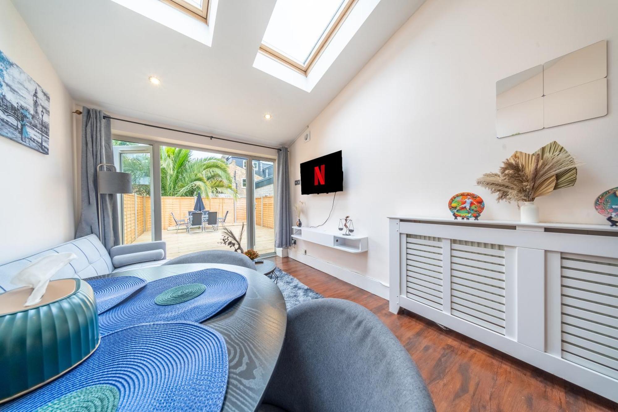 Beautiful 2 Bedroom With Private Garden In Wimbledon - Minutes From Central Λονδίνο Εξωτερικό φωτογραφία