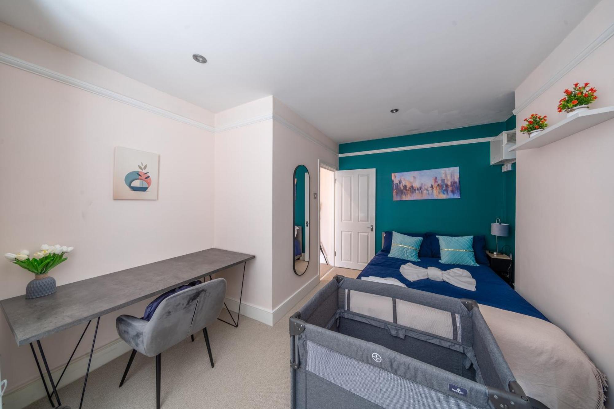 Beautiful 2 Bedroom With Private Garden In Wimbledon - Minutes From Central Λονδίνο Εξωτερικό φωτογραφία