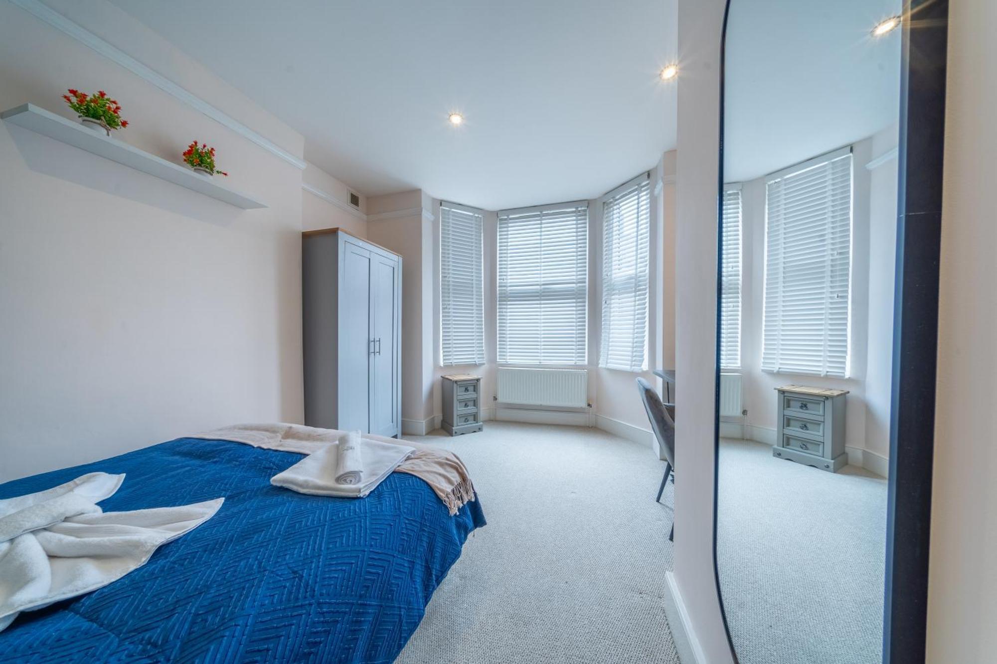 Beautiful 2 Bedroom With Private Garden In Wimbledon - Minutes From Central Λονδίνο Εξωτερικό φωτογραφία