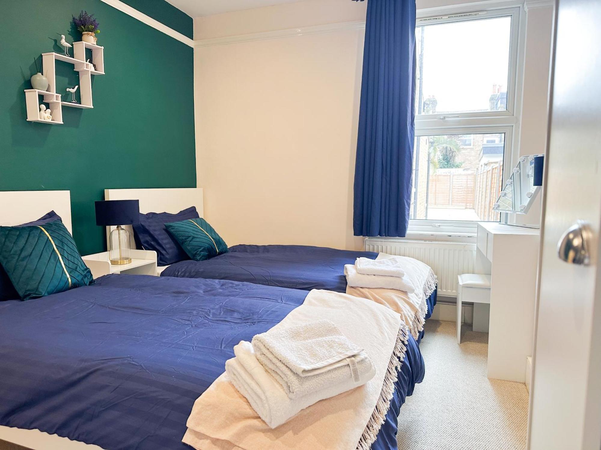 Beautiful 2 Bedroom With Private Garden In Wimbledon - Minutes From Central Λονδίνο Εξωτερικό φωτογραφία